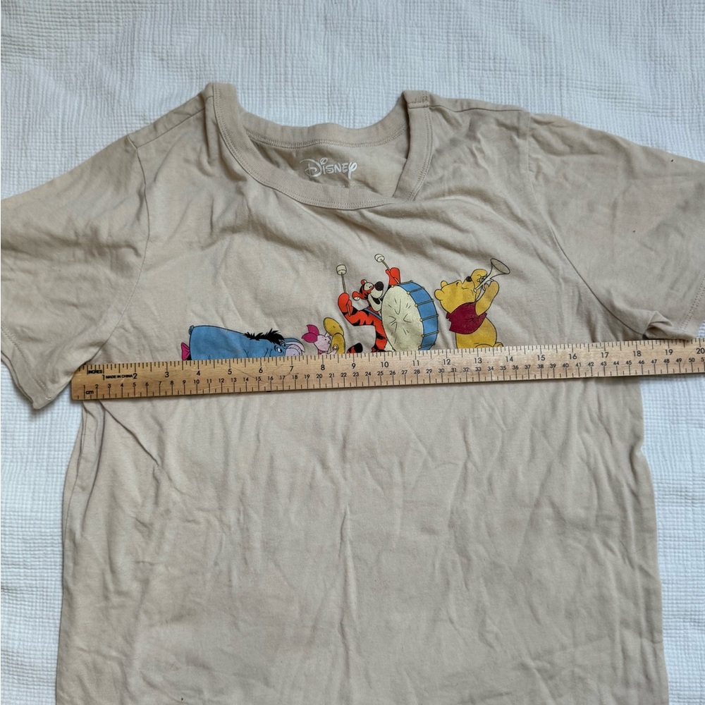 Classic Disney Tee Size M - Picture 4 of 4